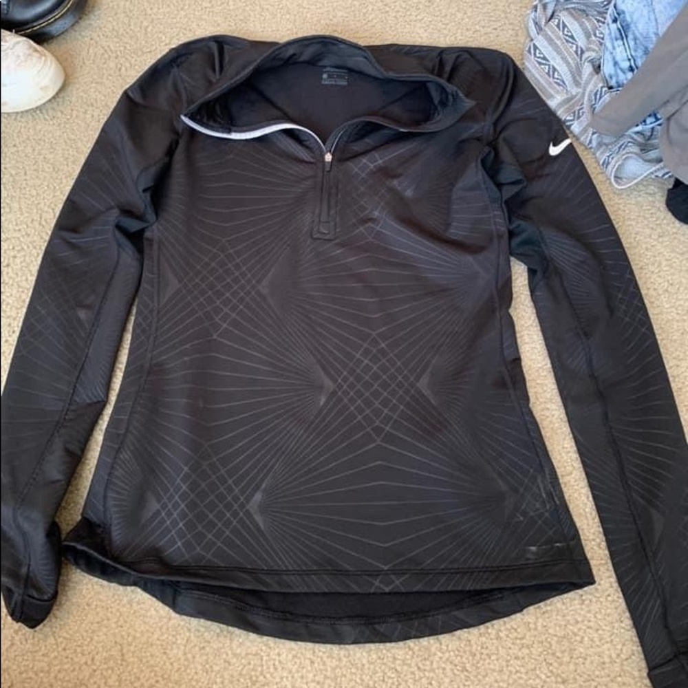 Nike half zip pullover